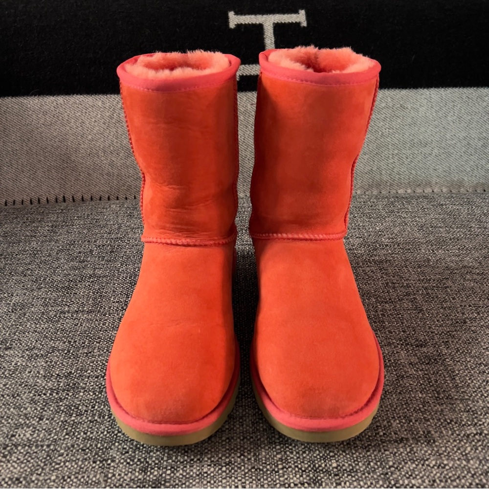 UGG Classic Short Boots in Bright Coral Red Suede - Picture 2 of 9